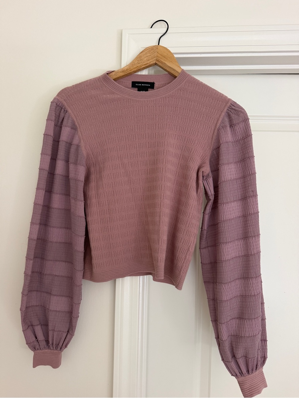 Club Monaco Mauve Textured Puff-Sleeve Cropped Sweatshirt